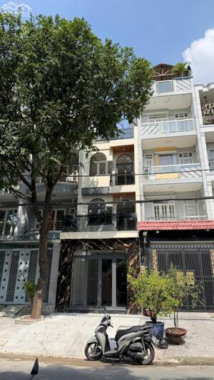 Nhà mới đẹp đường số 44 khu Bình Phú Quận 6 giá chỉ 13 tỷ 400