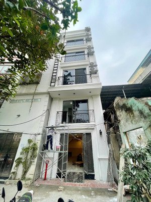 chính chủ - bán tòa chdv 7 tầng thang máy - full nội thất 50m2 x 11 phòng xuân phương nam từ liêm