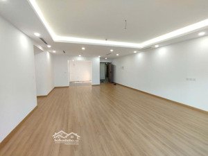 hot: cho thuê căn hộ 3pn chung cư paragon nội thất cơ bản, giá 18tr/tháng. lh: 0355;965;987