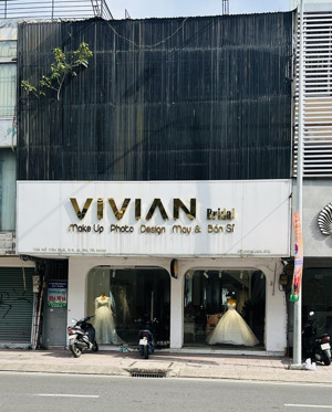 chính chủ bán gấp nhà mặt tiền trung tâm phố đồ cưới