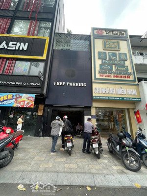 thu nhập 50tr/th, bán nhà mt trần hưng đạo, q1, 4.1mx17.25m, 4 tầng kiên cố, giá 28.5 tỷ (tl)