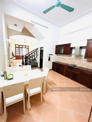 cho thuê nhà ngọc thuỵ - long biên
khu phân lô ô tô tránh - vỉa hè 50m2 3pn giá 12 triệu