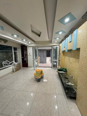 cho thuê biệt thự đơn lập 4 mặt thoáng mễ trì thượng- mỹ đình 150m 4 tầng full nội thất