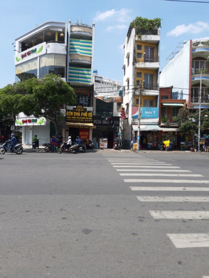 phan xích long cung đường ẩm thực sầm uất nhất phú nhuận, dt 4x16, giá 37 tỷ