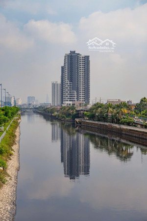 mặt tiền shophouse kinh doanh 102m2 quận 8 view sông dân cư đông đúc tiềm năng sinh lời 