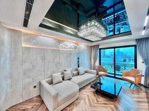 nhà dân xây - trung tâm - thông số đẹp - giáp đường chính - diện tích rộng - 56 m2 - nguyễn văn cừ