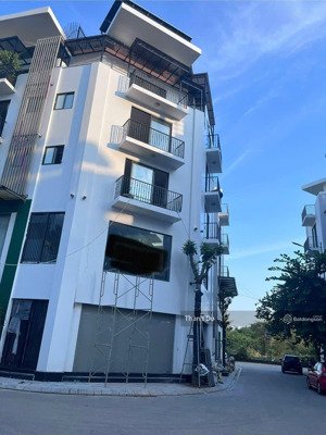 cho thuê văn phòng, mặt bằng kinh doanh biệt thự liền kề tại khai sơn city 140m2 giá 15 triệu