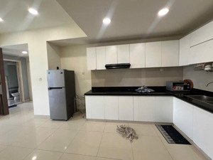 gấp bán nhanh the park residence 2pn 2wc 3.1 tỷ 
