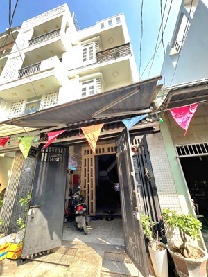 4x13m, gần chợ cầu, 3 tầng, hẻm xe tải, shr chỉ 5,38tỷ