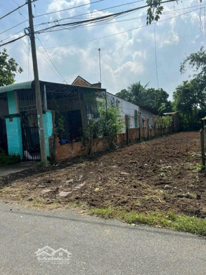 tôi chính chủ kẹt tiền cần bán gấp lô đất full thổ cư ở xã tân an hội huyện củ chi