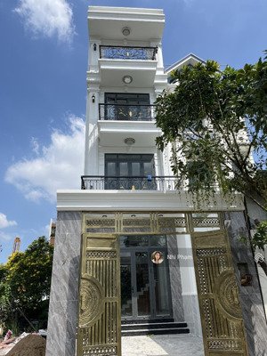 view landmark! nhà đẹp mới xây đã hoàn công, ngay ga metro bình thái, dọn vào ở ngay, hỗ trợ bank