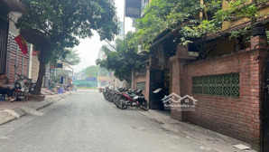 bán gấp nhà mặt ngõ 36 đào tấn ba đình. oto tránh kinh doanh sầm uất ngày đêm