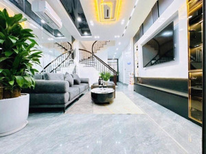 hạ sâu 1 tỷ nhà đẹp 10m ra mặt phố trần duy hưng 6 tầng 56m2 thang máy mới tinh ngõ thông gần hồ