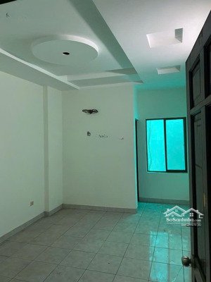 cho thuê nhà mặt tiền nguyễn chí thanh, p.diên hồng, q.10 giá 36tr