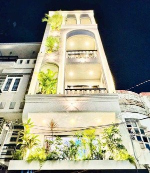 bán gấp nhà 2 tầng đường 3 tháng 2 - quận 10 gần vạn hạnh mall. giá 3tỷ780/71m2. cho thuê 23tr