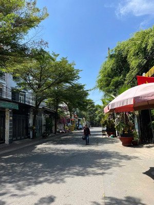 giá tốt 98m giá 6,x tỷ đất mặt tiền đường số 8 hiệp bình phước thông đường hiệp bình