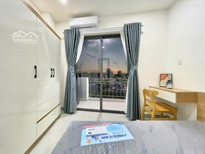 dự án mới 1pn ban công 50m2 có thang máy gần ngã tư hàng xanh