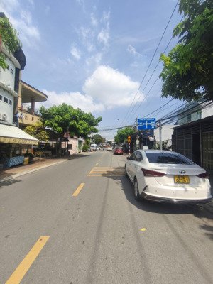 đất mặt tiền phan thanh giản trung tâm lái thiêu lh 