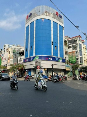 góc 2mt phố tài chính nguyễn thái bình quận 1, 369m2(8x10m), 7 tầng - hđt 100 triệu, giá 41 tỷ