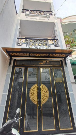 bán nhà mới ở ngay p15q8, kqh,có 3 tầng 37m shr ,nở hậu 4,3m giá 4,85 tỷ