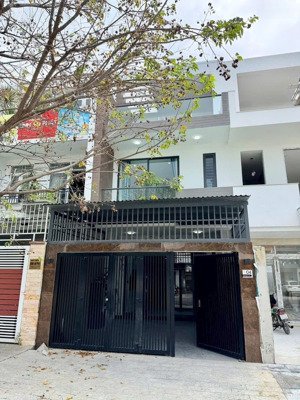 bán nhà 3 tầng đường thông rộng 18m full nội thất gói 7 kđt mỹ gia, giá hợp lý chỉ 8.7 tỷ