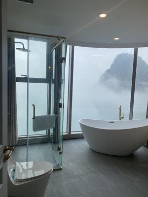 bán căn hộ 2 phòng ngủ, view vịnh cực đỉnh tại dự án crystal holidays harbour vân đồn