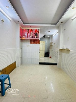 giá hiếm 5.3 tỷ! nhà 4 tầng q11 - sát mặt tiền 3/2 - hẻm 3m - vuông a4!