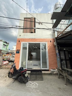 cần bán nhà 2 phòng ngủ - 4 tỷ 6 - thạnh xuân 25 - hẻm 7m thông - kề gò vấp