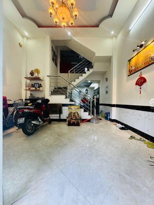 hẻm xe hơi 4 tầng nguyễn duy cung, p12, gv, ngang 5m, giá chưa tới 6 tỷ