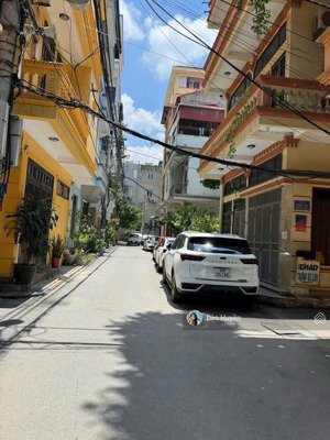 bán đất tặng nhà 2 tầng phố ngô quyền ngay học viện chính trị tiếp giáp kđt ngô thì nhậm 140tr/m2