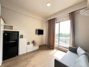 duplex ban công full nội thất - nằm trong khu dân cư yên tĩnh - tọa lạc ngay trung tâm quận 7