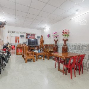 mặt tiền 6m (hiếm),dt 94m2(6*15.6),hxh hoàng hữu nam vài bước,q9 ,2 đường ôtô trước-sau, 6tỷ