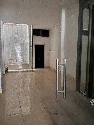 bán nhà mặt phố giảng võ 98m2 x5tầng - mt 4m giá 41 tỷ - vị trí đẹp nhất phố - thang máy nhập khẩu