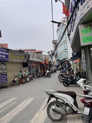 cc bán nhanh lô đất 42m mt rộng khuân thửa đẹp vị trí siêu tiện giá 3 tỷ 950 ô tô vào đất gần chợ