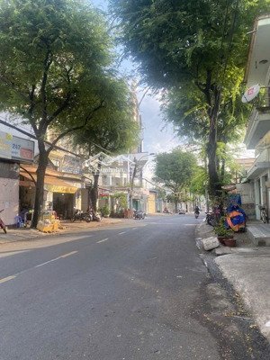 siêu phẩm nhà mặt tiền đường gò dưa dt 230m ( cn 182m ) ngang 8m dài 29m vuông chuẩn vị trí vip