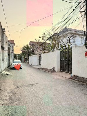 lô góc 3 mặt đường 298,4m2 tại cái tắt, an hải. cách đường máng chỉ 20m . phân lô đẹp