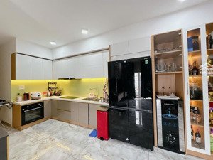 bán cc oriental plaza, giá 1 tỷ 770, 71m2, 2pn, 2wc, giá ưu đãi tại tân phú, hcm