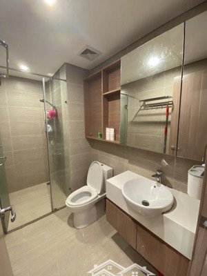 kẹt tiền cần bán gấp chung cư the era quận 7 98m2 2pn2wc 1tỷ734 triệu