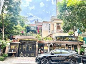 giá tốt! cần bán biệt thự khan hiếm đường nguyễn thị diệu p. vts quận 3. dt: 12,6x18,1m2 giá 200 tỷ