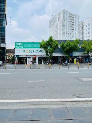 chuyển nhượng khách sạn & chdv mặt tiền ngay nguyễn văn linh, quận 7 - 16x35m,gpxd 2 hầm 15 tầng