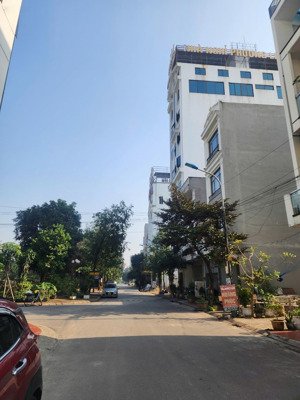 bán đất bò sơn 3 làn 2 đường nguyễn quyền dt 72m mt 4m hướng tb giá 8.7 tỷ