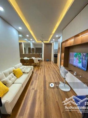 chính chủ bán gấp căn hộ cosmo city q7, 72m2, 2pn 2wc, có sổ, chính chủ