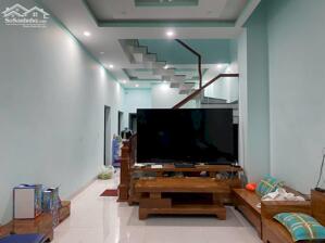 Nhà 3 tầng 5 phòng ngủ 6wc đường oto gần Quảng trường tỉnh