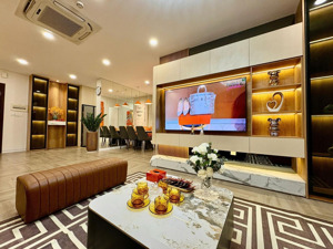 hot!chính chủ bán căn 3pn-2wc 72m2 tại goldseason 47 nguyễn tuân tầng đẹp bc đông nam, giá 7.5 tỷ