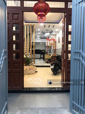 nhà mtđ mới xây 3 tầng trong khu dân cư kín dân, mặt tiền đường nhựa lớn full thổ cư, đã hoàn công