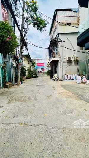 nhà 2 tầng 2 mặt hẻm hẻm oto phạm thế hiển, quận 8 | dt: 3.7x12.5m | trệt - lầu | 2pn 2wc