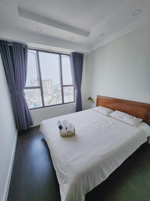 cho thuê căn hộ cao cấp the tresor 114m² nhà đẹp, view đẹp giá 40 triệu/ tháng.