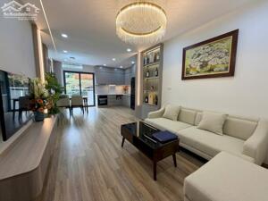 Bán nhà Toà Ct4-2 68m2 nhà đẹp đủ nội thất 2 phòng ngủ 6.8 tỷ