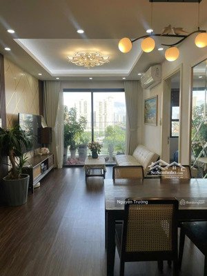 cần bán căn hộ 67m2, 2pn 2vs, full đồ đẹp, view hồ, chung cư vinhomes d''capitale. giá chỉ 7.9 tỷ
