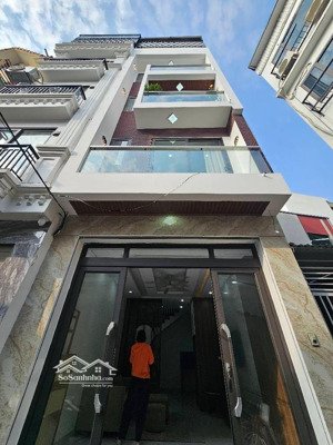 siêu phẩm trung tâm phường việt hưng, long biên, dt 35m x 5 tầng, lô góc 2 mặt thoáng, nhỉnh 8 tỷ